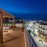 Hotel The 12th