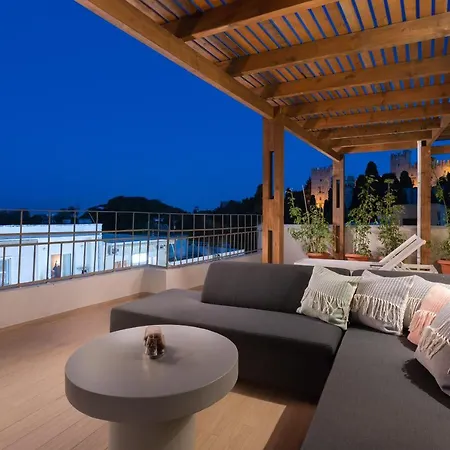 Szálloda The 12th 3*