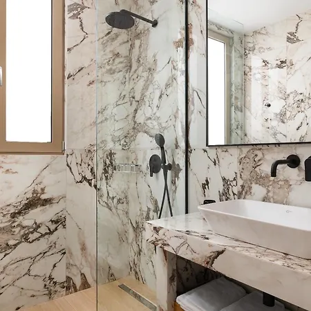 The 12th Szálloda 3*