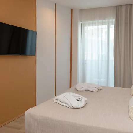 The 12th Hotell *