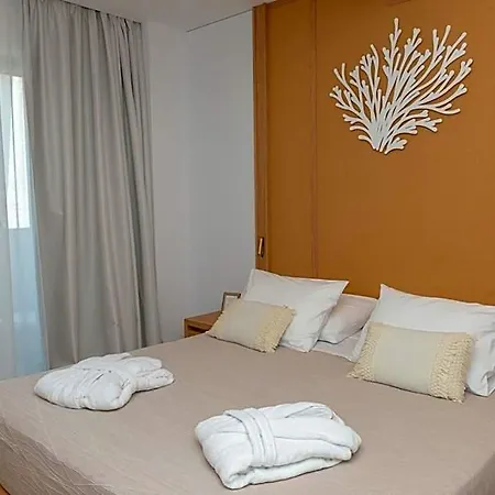 The 12th Hotel