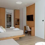The 12th Hotel 3*